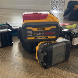 Dewalt 9.0 Flexvolt 20v/60v Brand New 