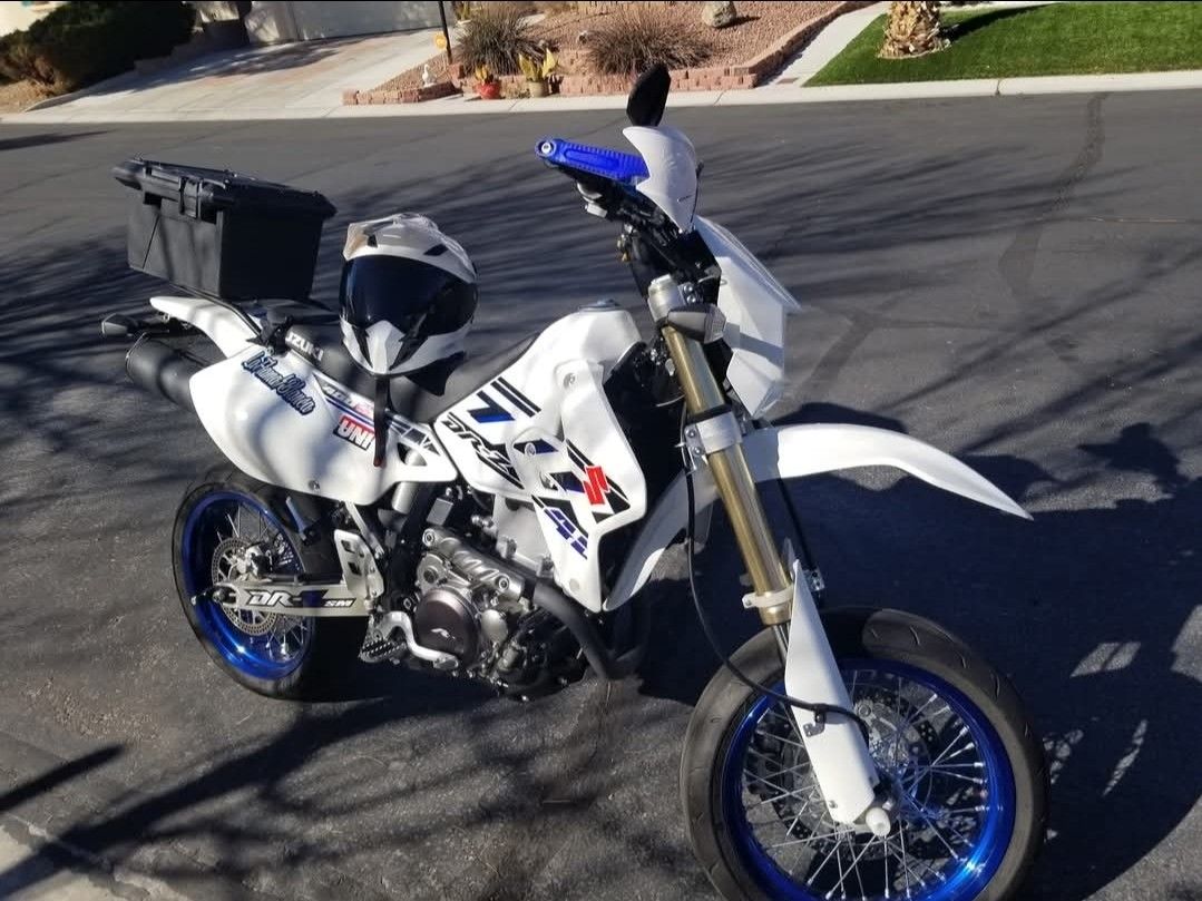 2017 Suzuki Drz400sm