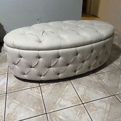 Abbyson Living Chesten Oval Ottoman