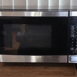 Mainstays Digital Microwave Stainless Steel