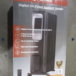 Pelonis 1,500-Watt Digital Electric Oil-Filled Radiant Portable Space Heater