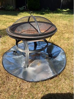 Fire pit and mat
