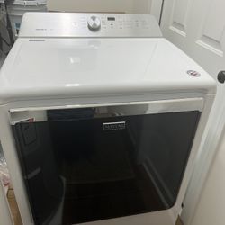 MAYTAG Dryer  - MCT Commercial Technology  - Frontloading