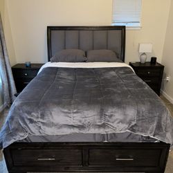 Upholstered & Wood Bed Set w/ Underbed Storage *** PICK UP ONLY ***