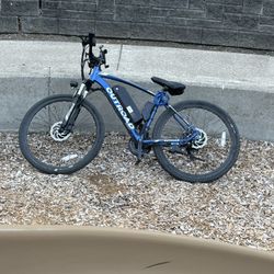 Daily Commuter E-bike With Charger And Key 