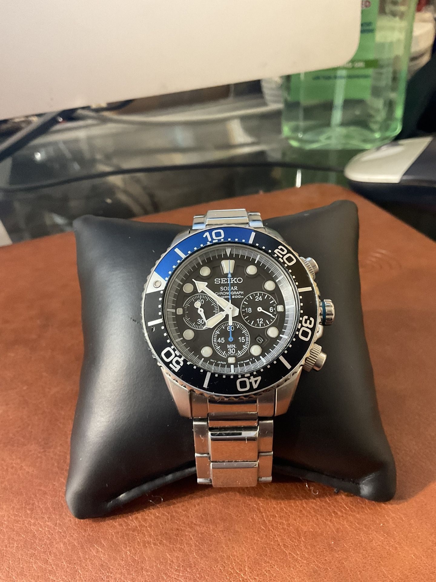 SEIKO CHRONOGRAPH SSCO17P1  SOLAR CHRONOGRAPH STAINLESS STEEL  QUARTZ  BATMAN BLUE AND BLACK BEZEL 