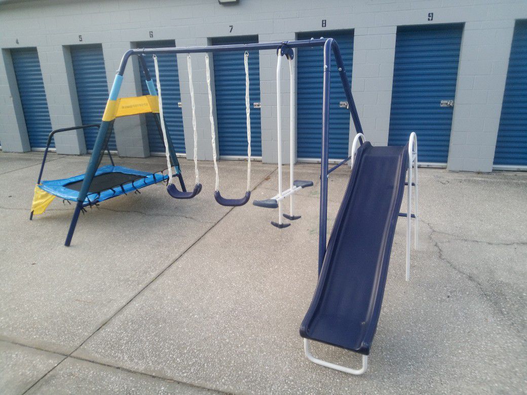 Swing set With Trampoline 