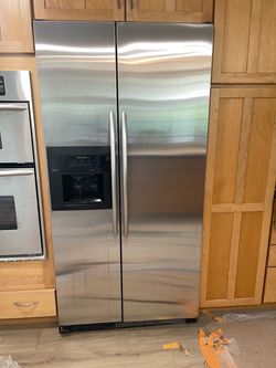 KitchenAid counter depth fridge used