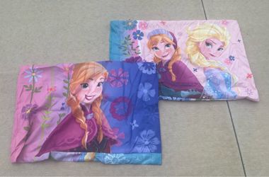 Set of 2 Frozen Pillowcases (19.5x20.5”)