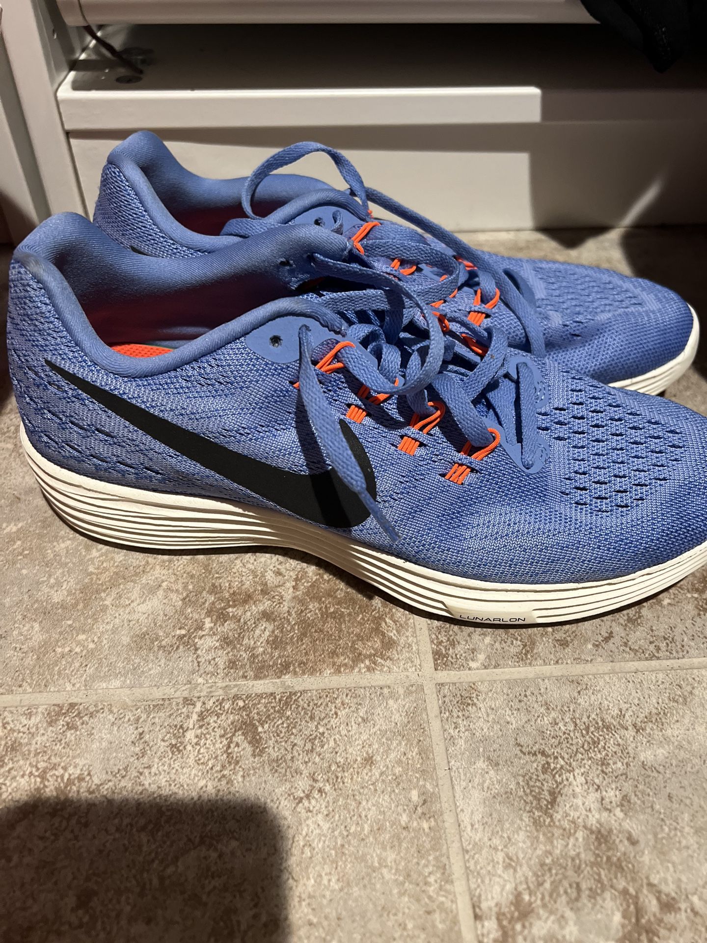 Nike lunar tempo 2 Size 9