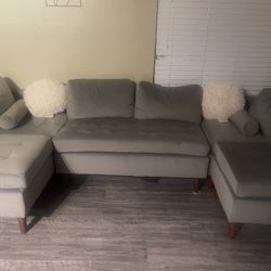 Modern Gray Sectional Sofa with Ottoman — Great Condition!