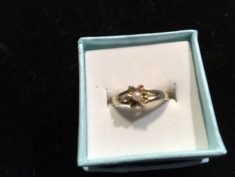 10 kt rose and yellow gold pearl ring