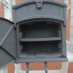 Hose Receptacle