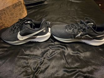 Nike Pegasus Trail 5 Mens Size 7
