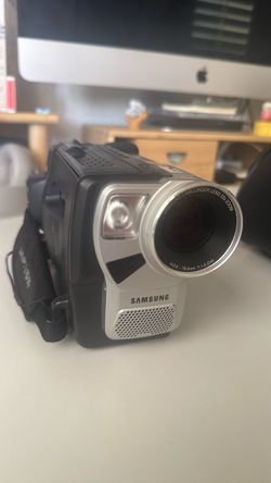 Camcorder (Samsung)