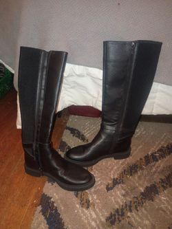 Kenneth Cole Reaction "WES 2" (or WES) Stretch Back Knee-High Boots.