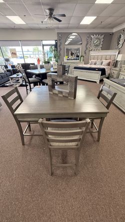 5 PC DINING TABLE