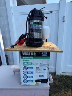1 HP Subersible Sump Pump by Wayne