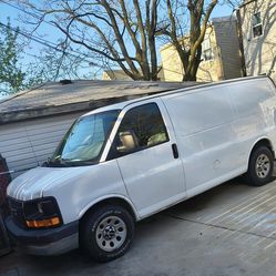 2013 GMC Savana 1500 Cargo