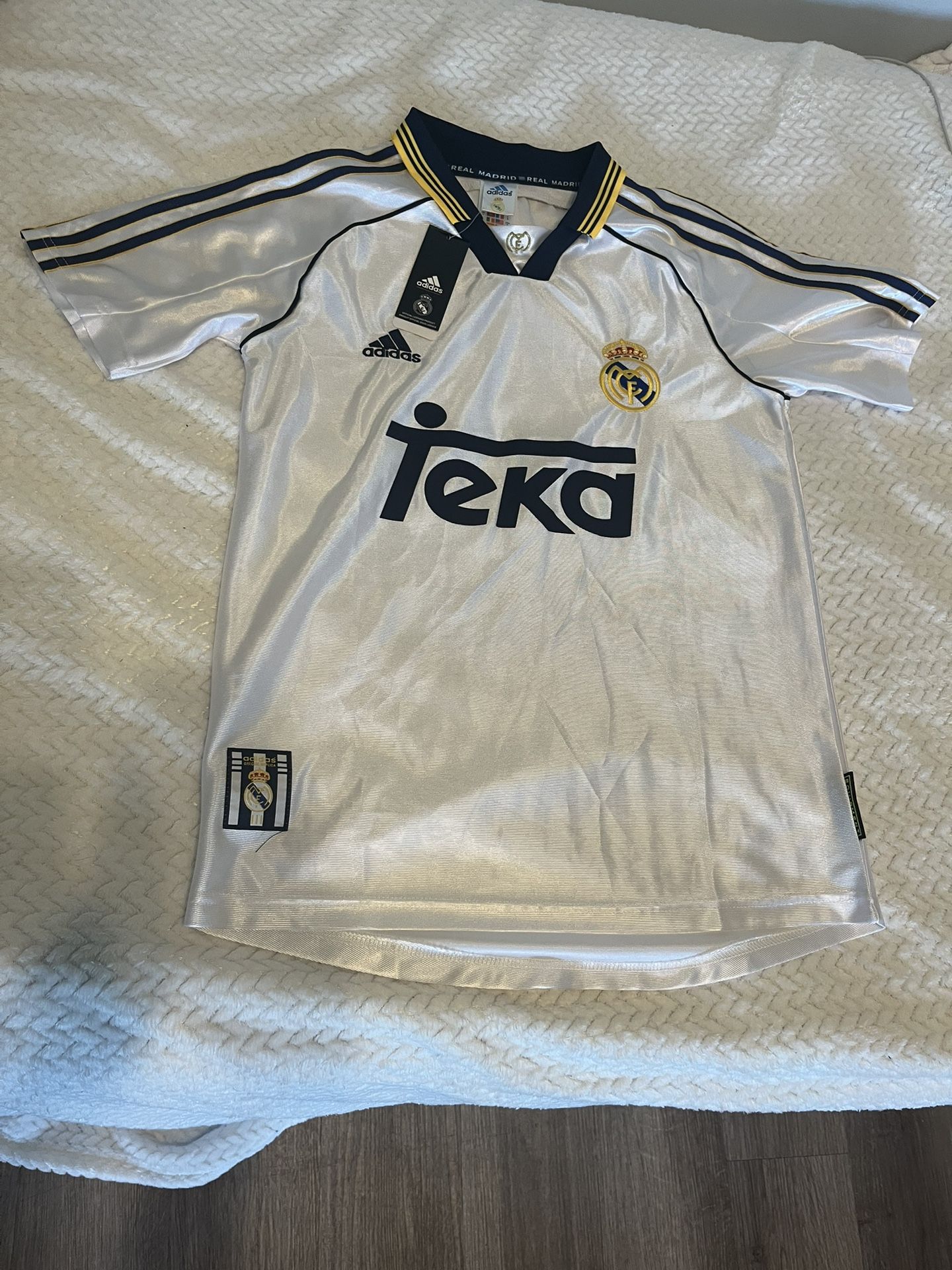 Vintage Soccer Jersey Real Madrid 1999/2000