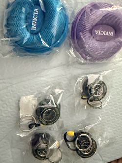 2 invicta watch set new in box 4 key chains