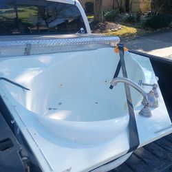 Jacuzzi Tub