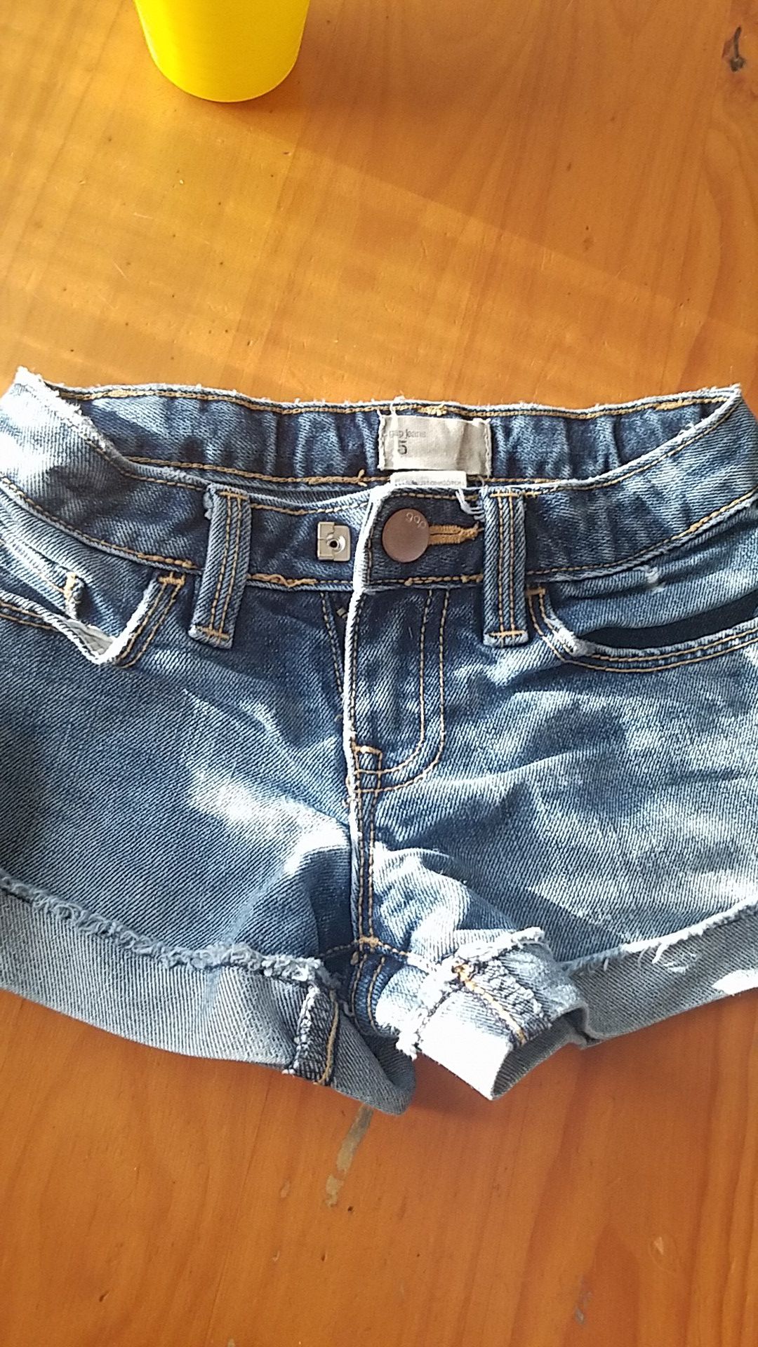 Gap shorts size 5t