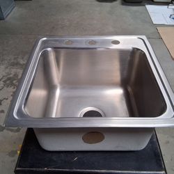 Elkay Lustertone Stainless Steel Sink – 19x19.5 Drop-In (New)