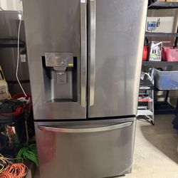 Lg refrigerator 