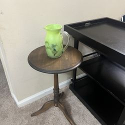 Round End table / side table height 24”