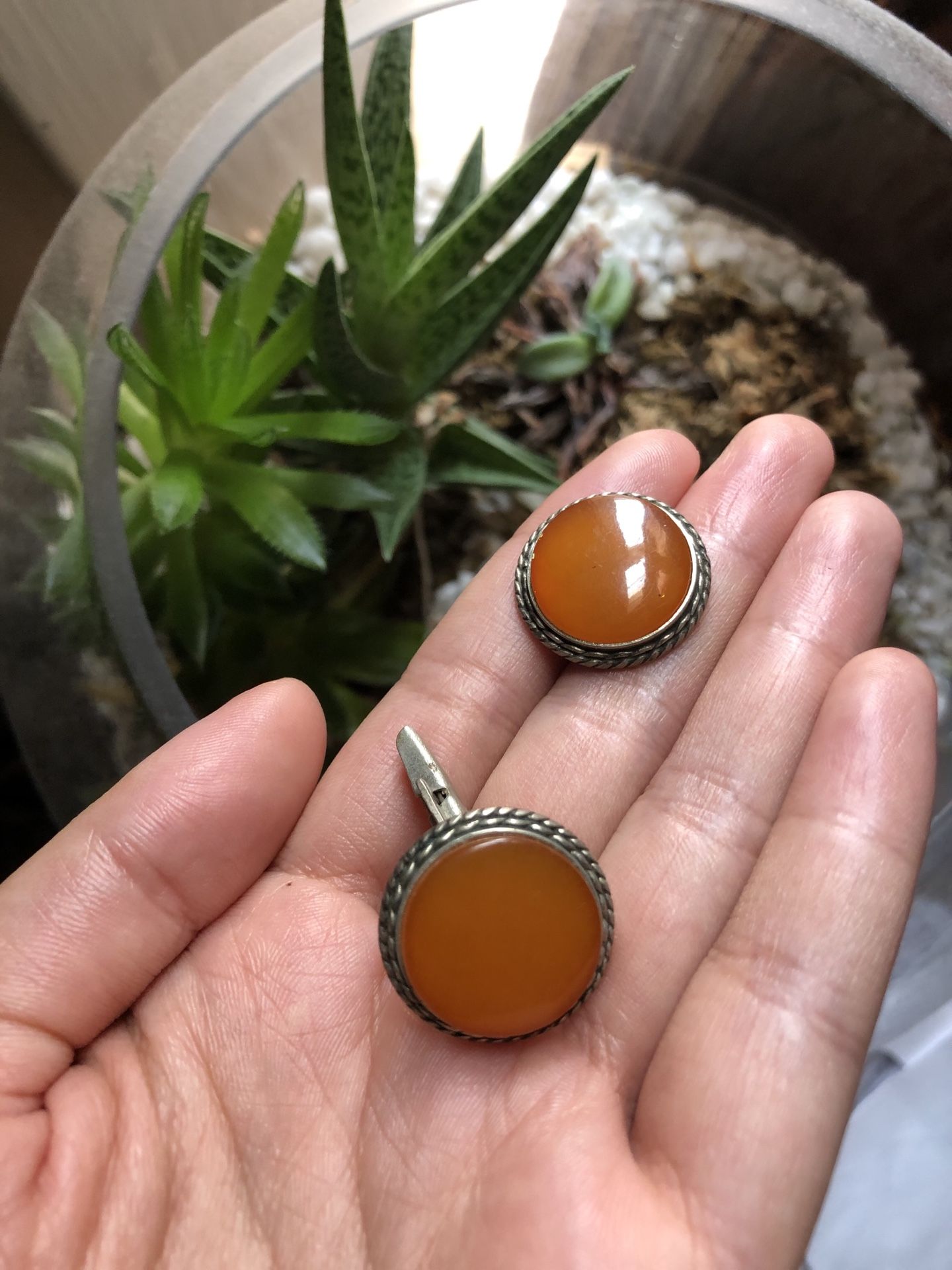 Antique Gentleman Brandi Amber Cuff link