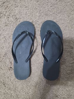 Black flip flops