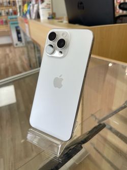 iPhone 15 Pro Max 256GB Unlocked Financing $49 Down Payment