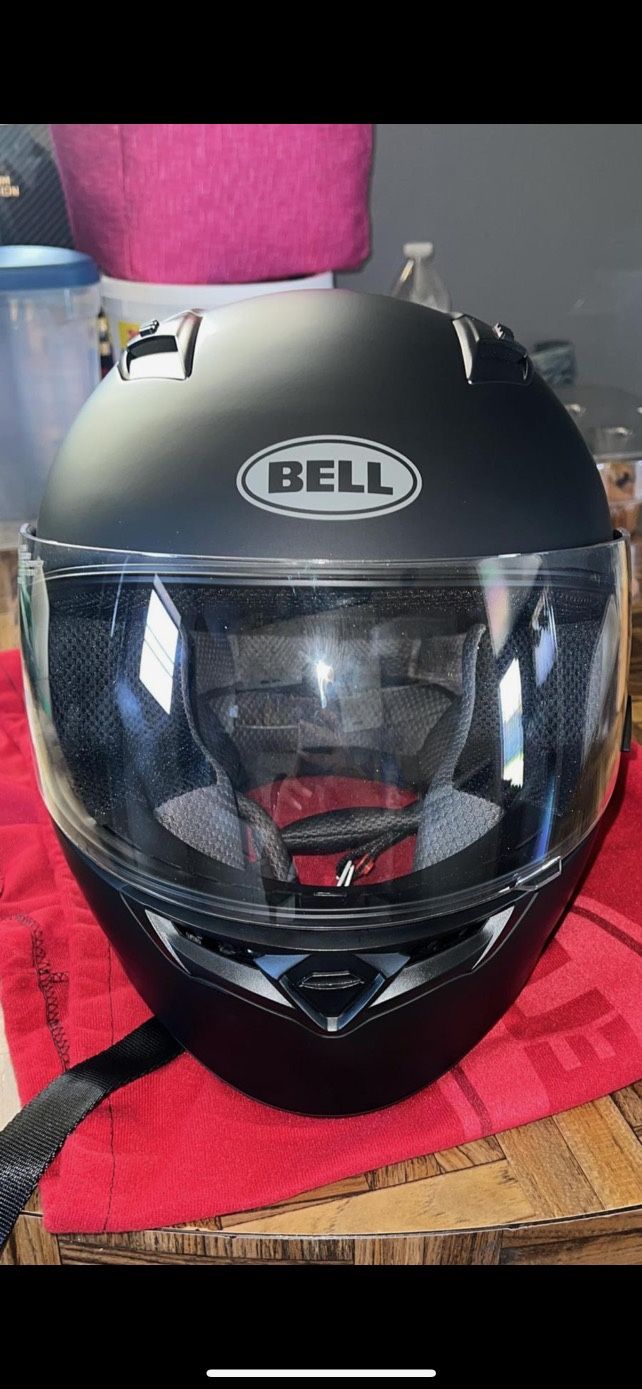 Womens Motorcycle Helmet Like NEW for Sale in Anaheim, CA - OfferUp