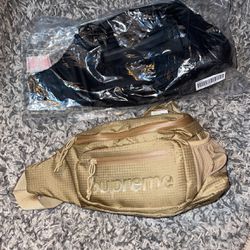 Supreme Sling bag black (ss21) for Sale in Tacoma, WA - OfferUp