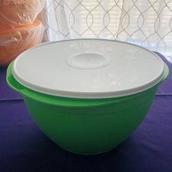 Tupperware 