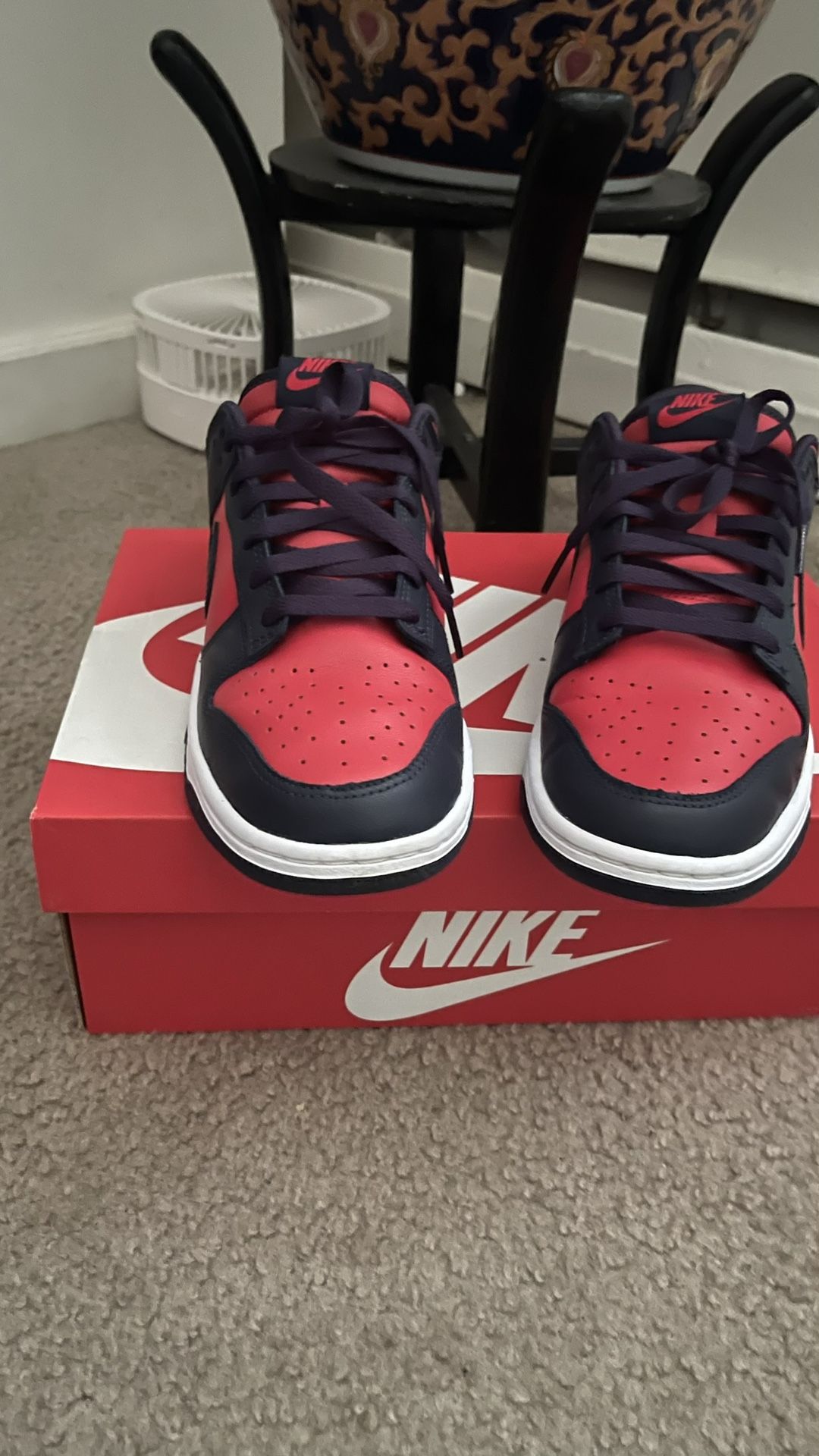 Dunk Low Retro in University Red White & Blue