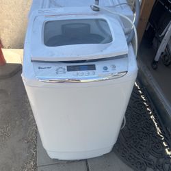 Magic Chef Washer Dryer Set