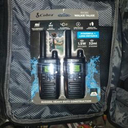 New Cobra Rx385 Walkie Talkies