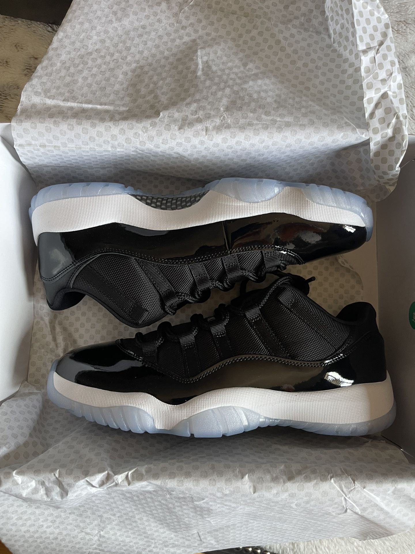 Air Jordan 11