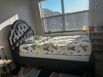 Bed + mattress + Mattress support