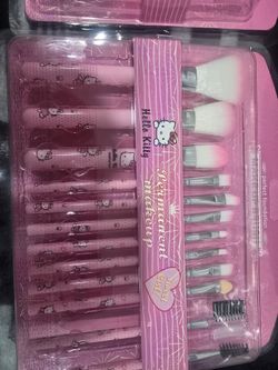 Hello Kitty Makeup Brushes