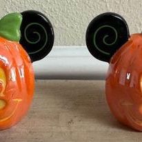 RARE Disney Mickey Minnie Mouse Pumpkin Salt and Pepper Shakers $25 for Both