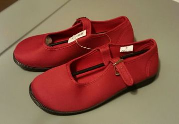 Womens red shoes