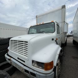 2001 International 4700 PARTS ONLY 