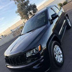 2022 Jeep Grand Cherokee Laredo