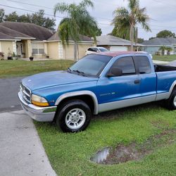 Dodge Dakota 