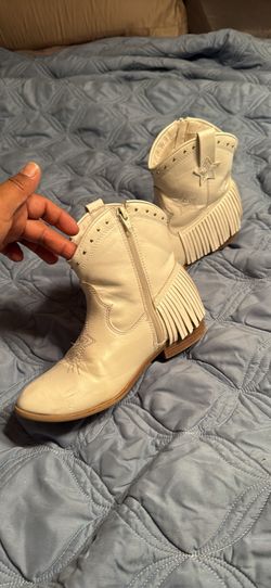 Boots Size 3