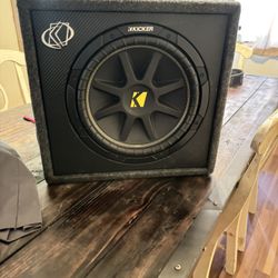 Kicker 12’ Sub With Alpine 500 Watt Amp 