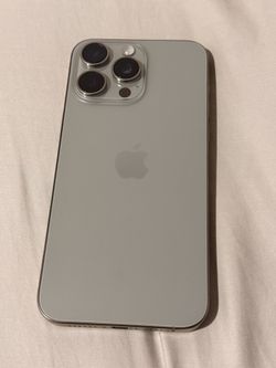 iPhone 15 pro max 256GB Unlocked